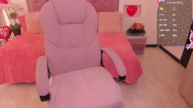 Snapshot of Maavca_ chatting on 02/17/26, 08:28 Maavca online show from 02/17/26, 08:28