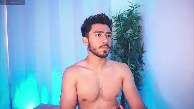 Snapshot of dam0n_fr0st chatting on 01/17/26, 06:44 dam0n fr0st online show from 01/17/26, 06:44