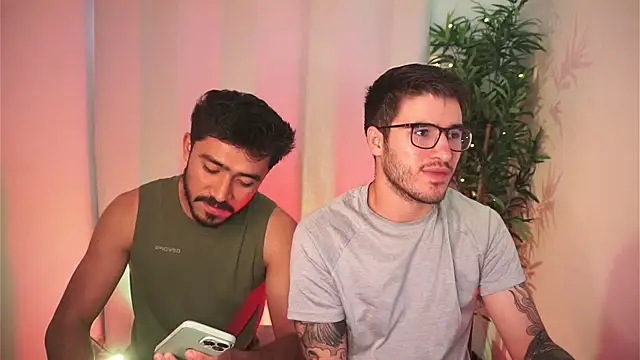 Snapshot of dam0n_fr0st chatting on 02/21/26, 08:00 dam0n fr0st online show from 02/21/26, 08:00