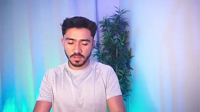 Snapshot of dam0n_fr0st chatting on 02/03/26, 12:21 dam0n fr0st online show from 02/03/26, 12:21