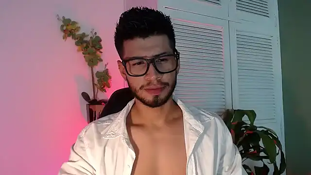 Colby brown03 online show from 09/16/25, 07:37