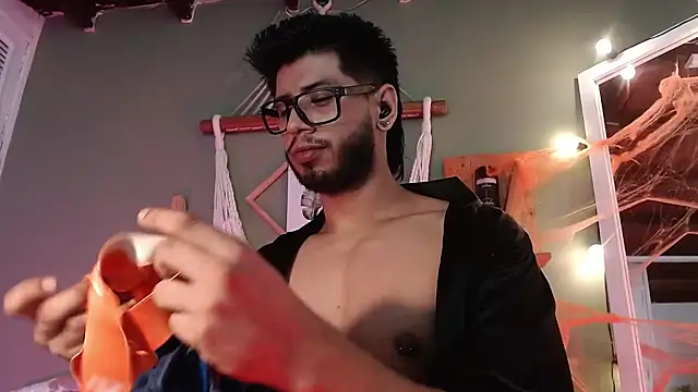 Colby brown03 online show from 11/02/25, 08:41