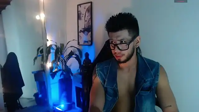 Snapshot of Colby_brown03 chatting on 02/20/26, 08:33 Colby brown03 online show from 02/20/26, 08:33