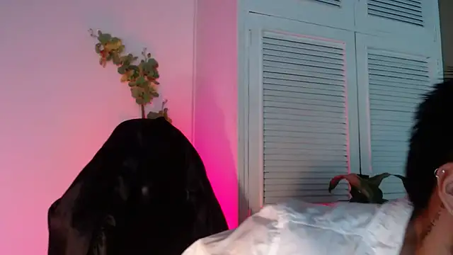 Colby brown03 online show from 09/10/25, 07:02