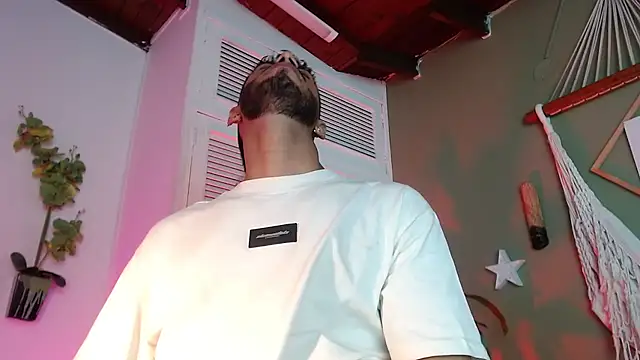 Colby brown03 online show from 11/26/25, 07:03