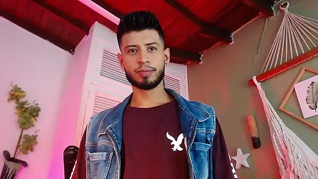 Colby brown03 online show from 11/28/25, 07:25