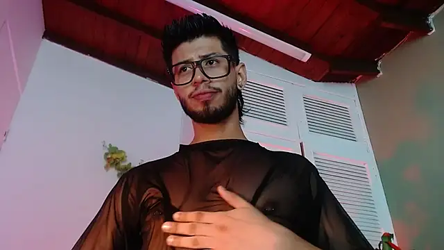 Colby brown03 online show from 11/14/25, 09:18