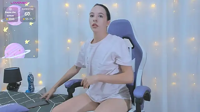 Snapshot of AnneGagner chatting on 01/24/25, 10:19 AnneGagner online show from 01/24/25, 10:19