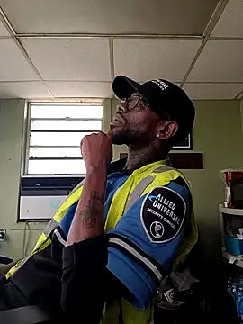 Txdarkmeat74 online show from 02/09/26, 06:50