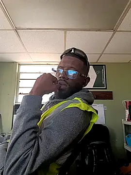 Txdarkmeat74 online show from 11/26/25, 06:19