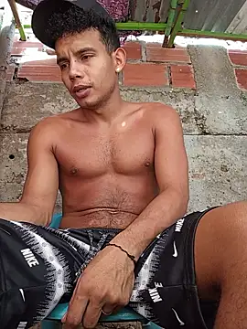 alex candela online show from 11/07/25, 01:37