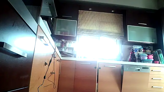 Kalia Cross online show from 10/31/25, 06:43