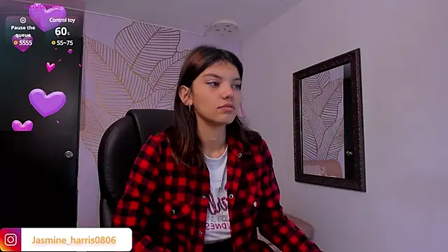 Snapshot of JasmineHarris chatting on 03/15/25, 12:02 JasmineHarris online show from 03/15/25, 12:02