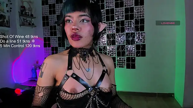 Snapshot of sweet_Samx chatting on 09/29/25, 06:53 sweet Samx online show from 09/29/25, 06:53