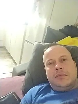 Milllano2202 online show from 01/11/26, 04:14