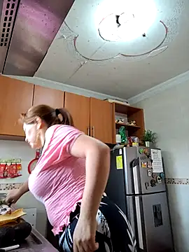 sussy 185 online show from 03/15/25, 07:27