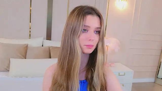 MarybethSnow online show from 12/05/25, 05:11