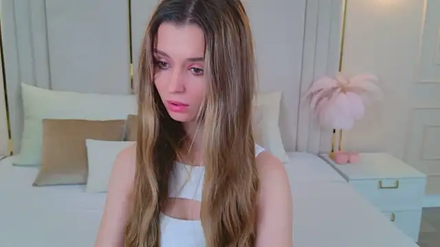 MarybethSnow online show from 11/30/25, 05:14