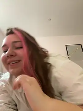 SuzieMurray online show from 10/05/25, 10:17