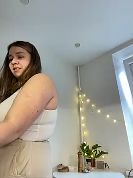 SuzieMurray online show from 11/08/25, 09:13