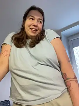 SuzieMurray online show from 11/21/25, 08:46