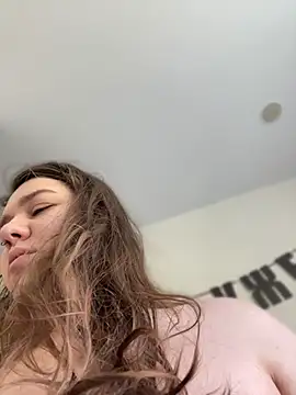SuzieMurray online show from 05/11/26, 08:27