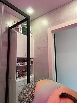 SuzieMurray online show from 04/11/26, 08:40