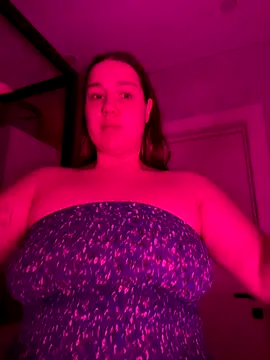 SuzieMurray online show from 11/04/25, 12:31