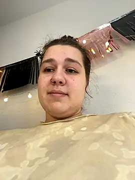 SuzieMurray online show from 10/29/25, 10:14