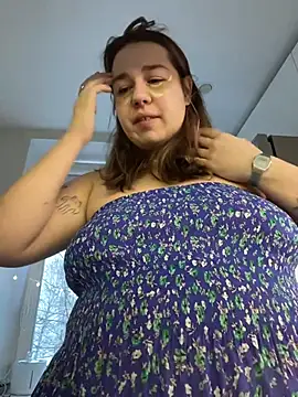 SuzieMurray online show from 11/09/25, 07:23