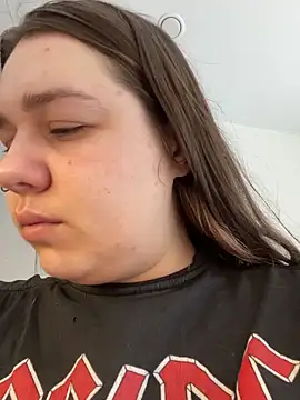 Snapshot of SuzieMurray chatting on 02/28/26, 08:25 SuzieMurray online show from 02/28/26, 08:25