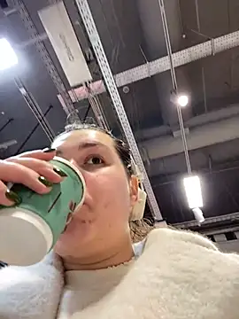 SuzieMurray online show from 02/27/25, 08:24