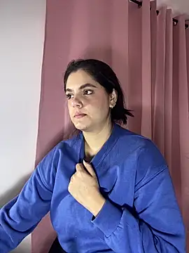 kimberlyhills1 online show from 02/19/26, 04:37