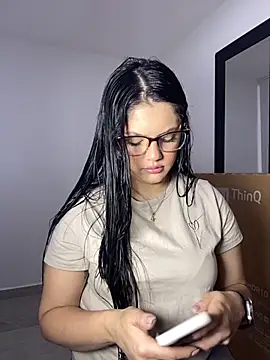 kimberlyhills1 online show from 10/24/25, 06:51