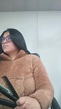 lorymoon online show from 12/20/25, 06:16