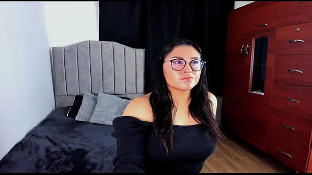 lorymoon online show from 01/28/25, 08:26