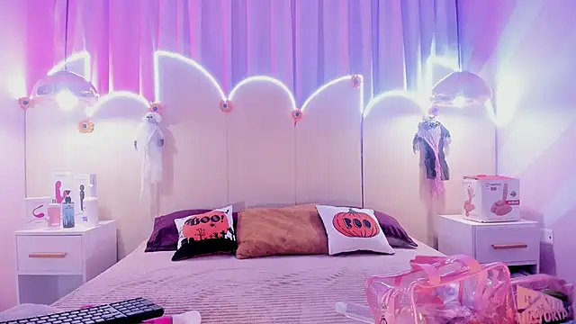 Laurentdupont04 online show from 10/15/25, 03:05