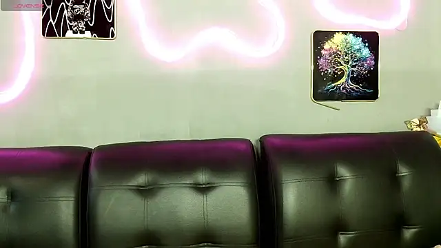 Laurentdupont04 online show from 05/09/26, 11:46