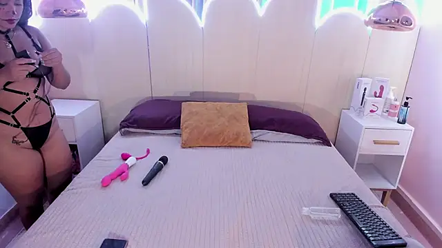 Laurentdupont04 online show from 11/02/25, 03:11