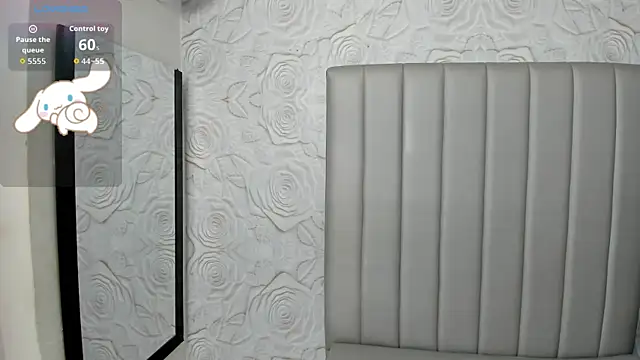 AlexaFoxy18 online show from 05/09/26, 06:28