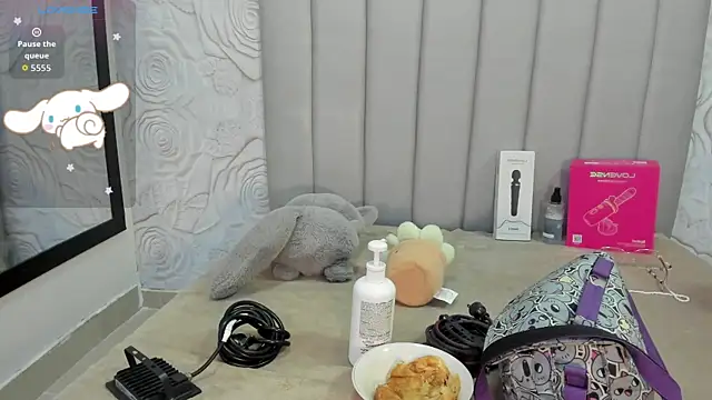 AlexaFoxy18 online show from 07/01/26, 06:14