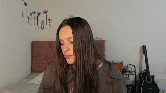 Snapshot of Serenity chatting on 02/12/26, 01:05 Serenity online show from 02/12/26, 01:05