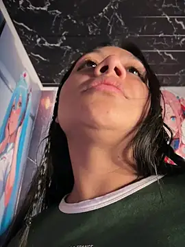 Im Little online show from 05/06/26, 02:15
