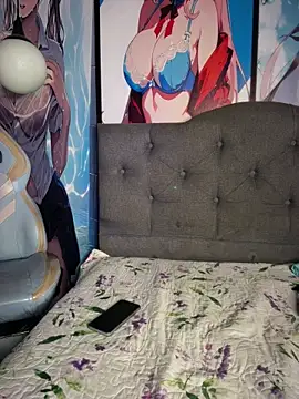 Im Little online show from 04/29/26, 03:00