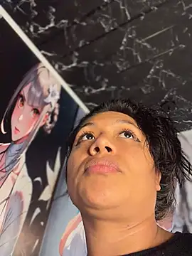 Im Little online show from 05/21/26, 02:31