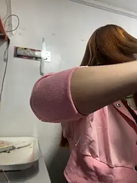 Tatiana O online show from 05/17/26, 03:12