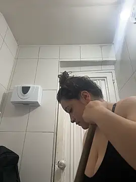 Tatiana O online show from 12/04/25, 04:06