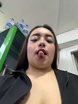 Tatiana O online show from 11/20/25, 04:07