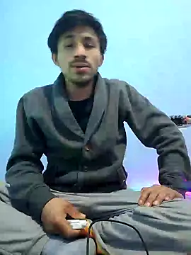 Snapshot of charlesss19 chatting on 02/24/25, 07:55 charlesss19 online show from 02/24/25, 07:55