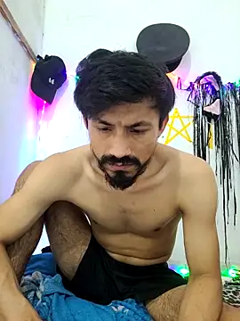 Snapshot of charlesss19 chatting on 02/08/25, 02:38 charlesss19 online show from 02/08/25, 02:38